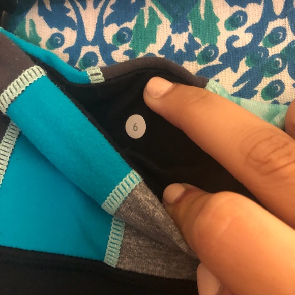 Lululemon Cropped Leggings - Picture 3 of 3